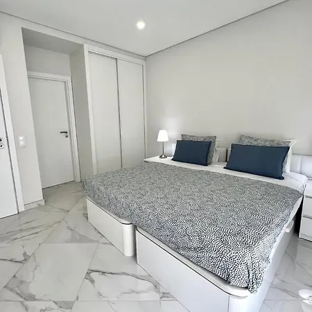 Aman - Near The By Hd Quarteira