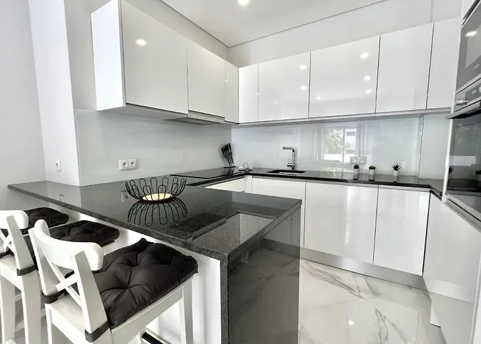 Aman - Near The By Hd Appartement